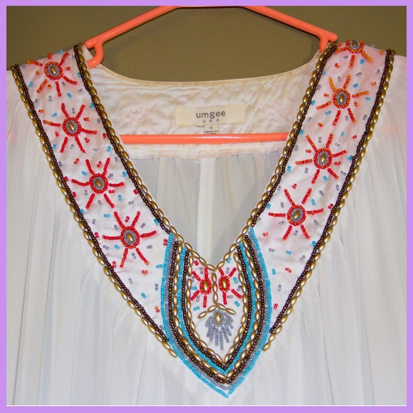 GLAM WHITE BOHO TOP ⚰️🕊 - Picture 3 of 3